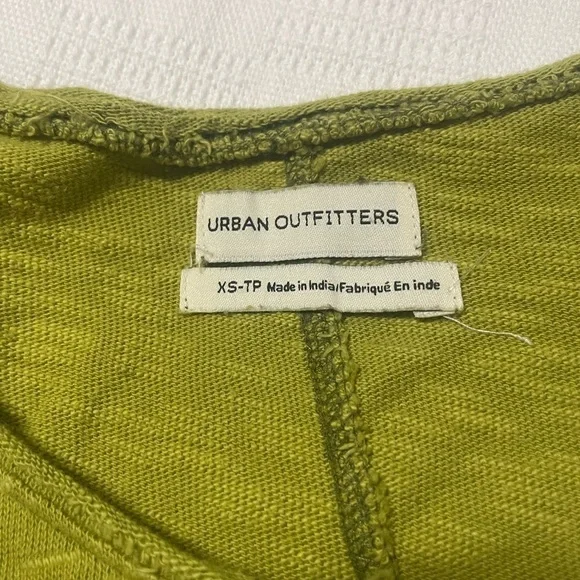 Urban outfitters lime green cropped top XS - Picture 4 of 9